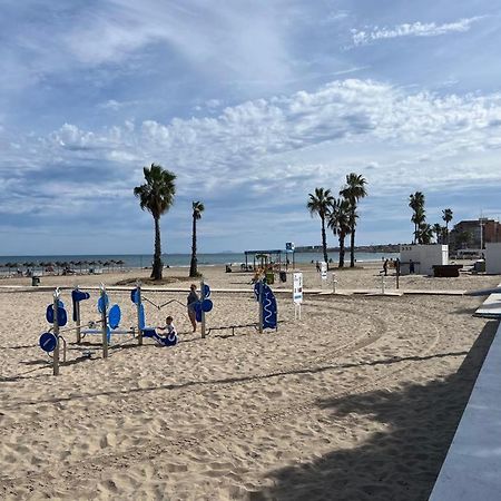 Beach Apartment Amalia 또레비에하 외부 사진